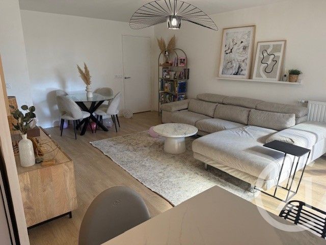 Appartement F4 à vendre - 4 pièces - 87.0 m2 - GENNEVILLIERS - 92 - ILE-DE-FRANCE - Century 21 Halesia Immobilier