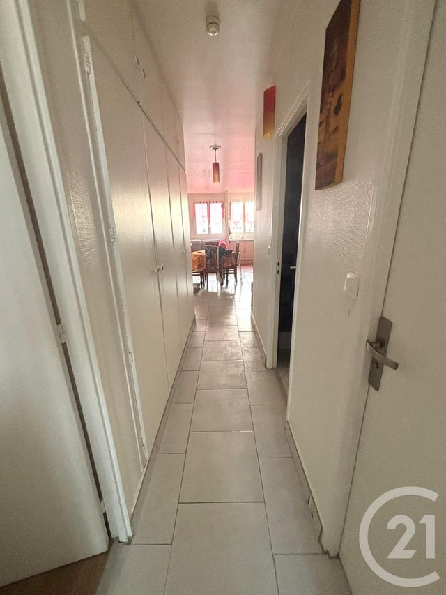 Afficher la photo en grand Appartement F3 à vendre - 3 pièces - 55.0 m2 - VILLENEUVE LA GARENNE - 92 - ILE-DE-FRANCE - Century 21 Halesia Immobilier