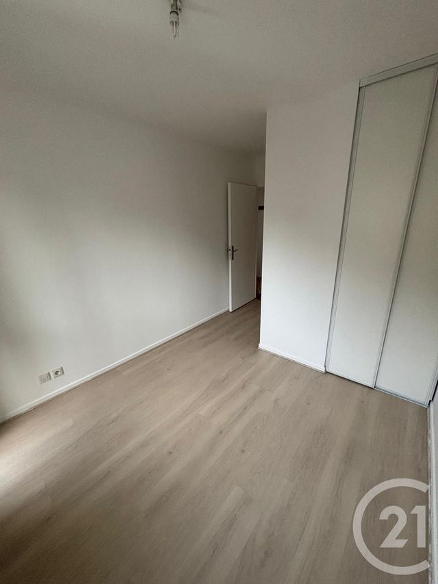 Appartement F3 à louer - 3 pièces - 53.62 m2 - LONGJUMEAU - 91 - ILE-DE-FRANCE - Century 21 Halesia Immobilier