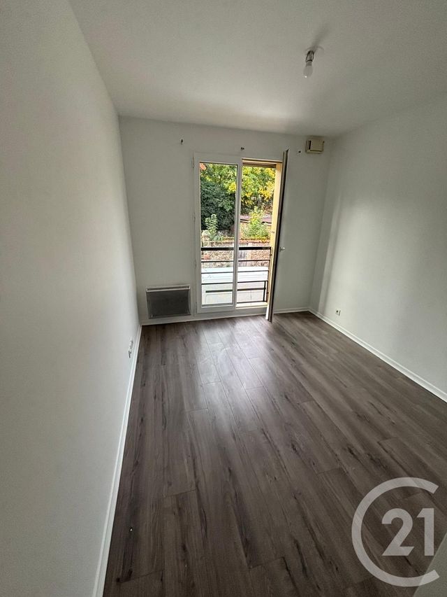 Appartement F3 à louer - 3 pièces - 53.62 m2 - LONGJUMEAU - 91 - ILE-DE-FRANCE - Century 21 Halesia Immobilier