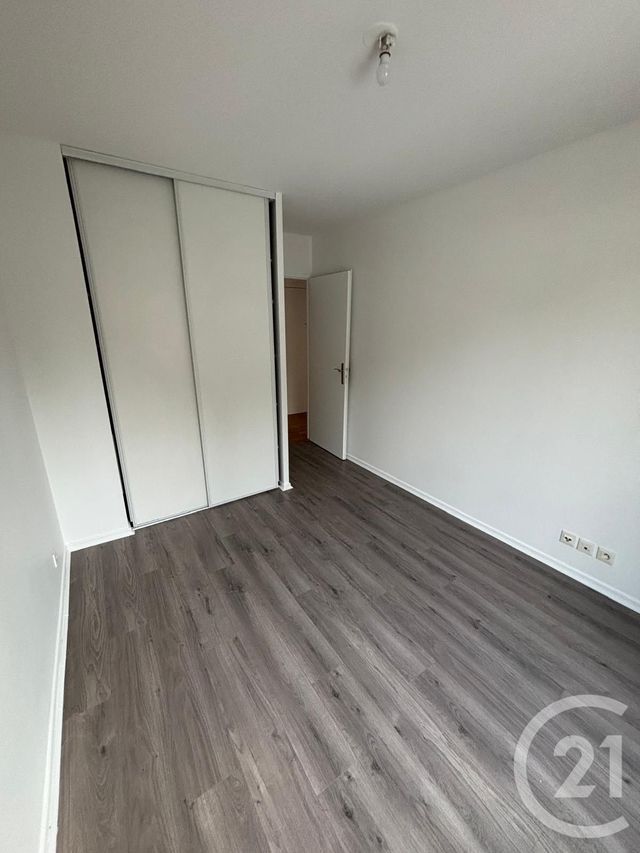 Appartement F3 à louer - 3 pièces - 53.62 m2 - LONGJUMEAU - 91 - ILE-DE-FRANCE - Century 21 Halesia Immobilier