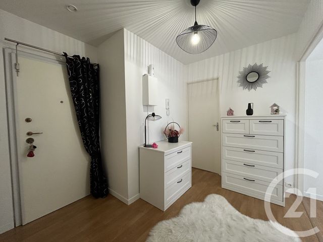 Appartement F4 à vendre - 4 pièces - 83.0 m2 - GENNEVILLIERS - 92 - ILE-DE-FRANCE - Century 21 Halesia Immobilier