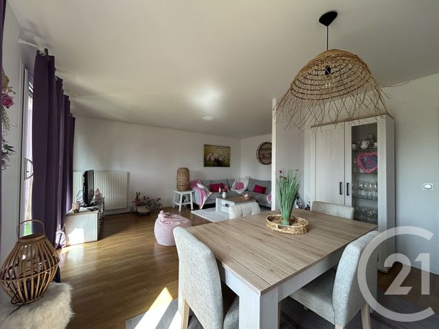 Appartement F4 à vendre - 4 pièces - 83.0 m2 - GENNEVILLIERS - 92 - ILE-DE-FRANCE - Century 21 Halesia Immobilier