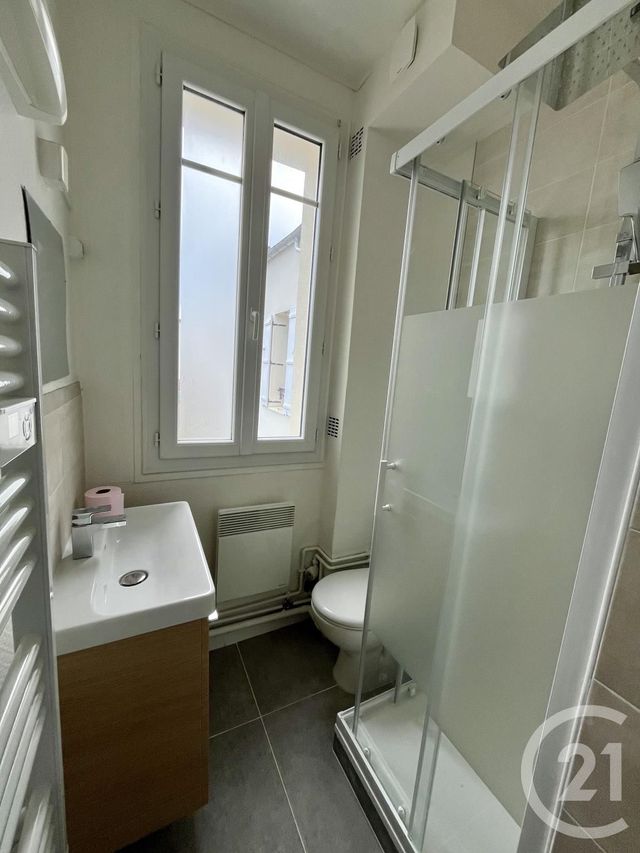 Appartement F2 à louer - 2 pièces - 32.0 m2 - GENNEVILLIERS - 92 - ILE-DE-FRANCE - Century 21 Halesia Immobilier