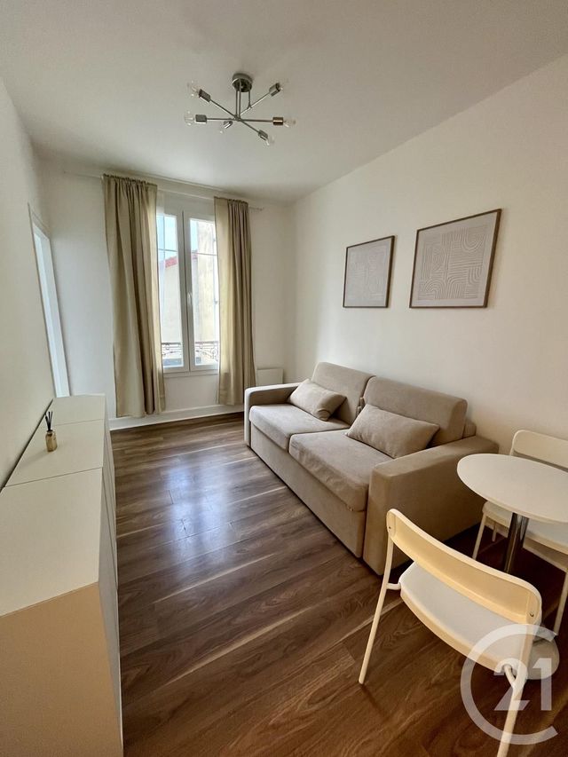 Appartement F1 à louer - 1 pièce - 22.0 m2 - GENNEVILLIERS - 92 - ILE-DE-FRANCE - Century 21 Halesia Immobilier