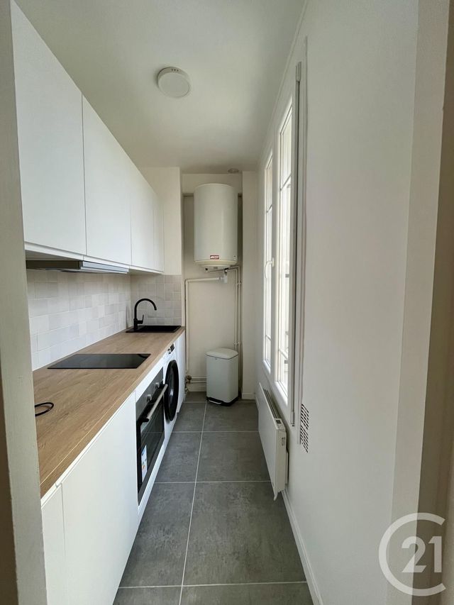 Appartement F1 à louer - 1 pièce - 22.0 m2 - GENNEVILLIERS - 92 - ILE-DE-FRANCE - Century 21 Halesia Immobilier