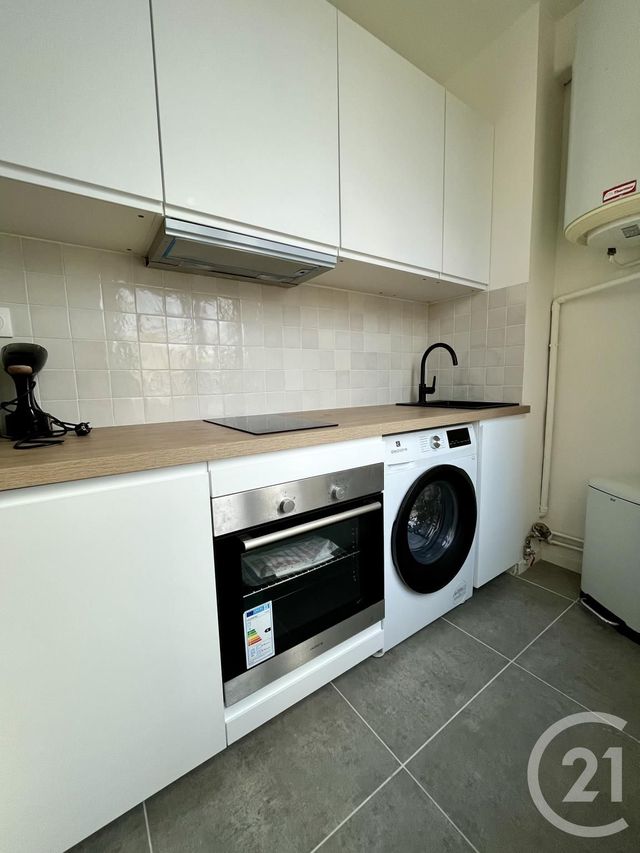 Appartement F1 à louer - 1 pièce - 22.0 m2 - GENNEVILLIERS - 92 - ILE-DE-FRANCE - Century 21 Halesia Immobilier