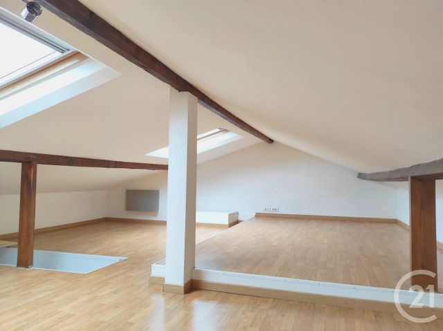 Appartement F3 à vendre - 3 pièces - 56.36 m2 - GENNEVILLIERS - 92 - ILE-DE-FRANCE - Century 21 Halesia Immobilier