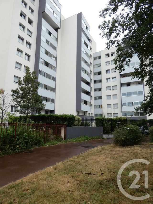 Appartement F3 à vendre - 3 pièces - 72.0 m2 - GENNEVILLIERS - 92 - ILE-DE-FRANCE - Century 21 Halesia Immobilier