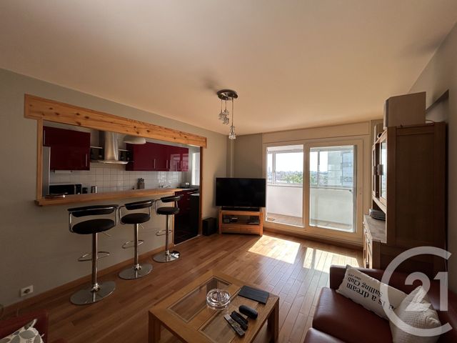 Appartement F3 à vendre - 3 pièces - 72.0 m2 - GENNEVILLIERS - 92 - ILE-DE-FRANCE - Century 21 Halesia Immobilier