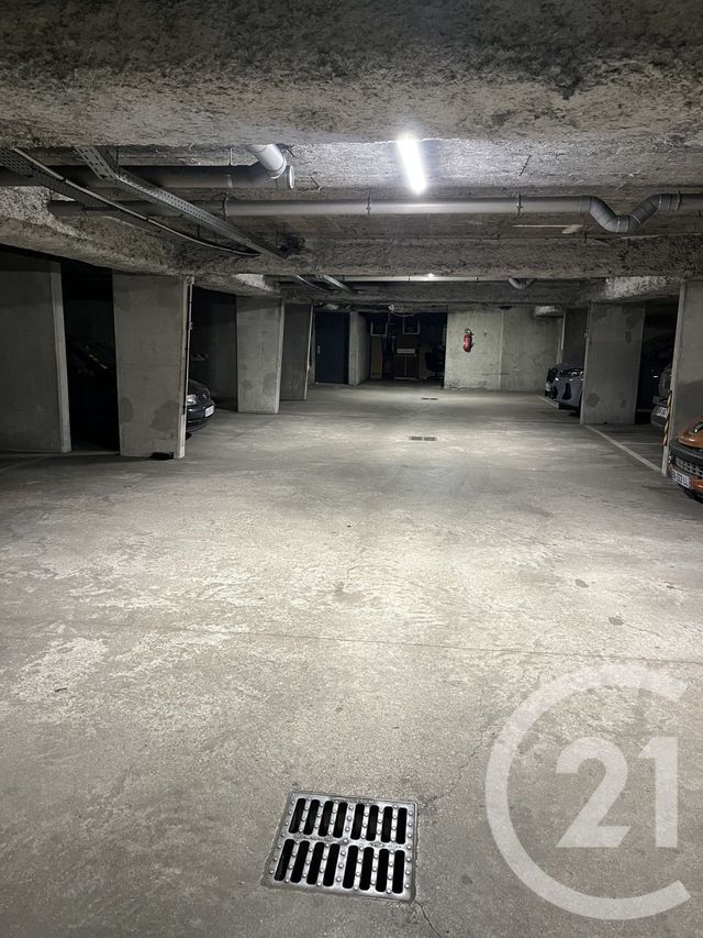parking à louer - GENNEVILLIERS - 92 - ILE-DE-FRANCE - Century 21 Halesia Immobilier