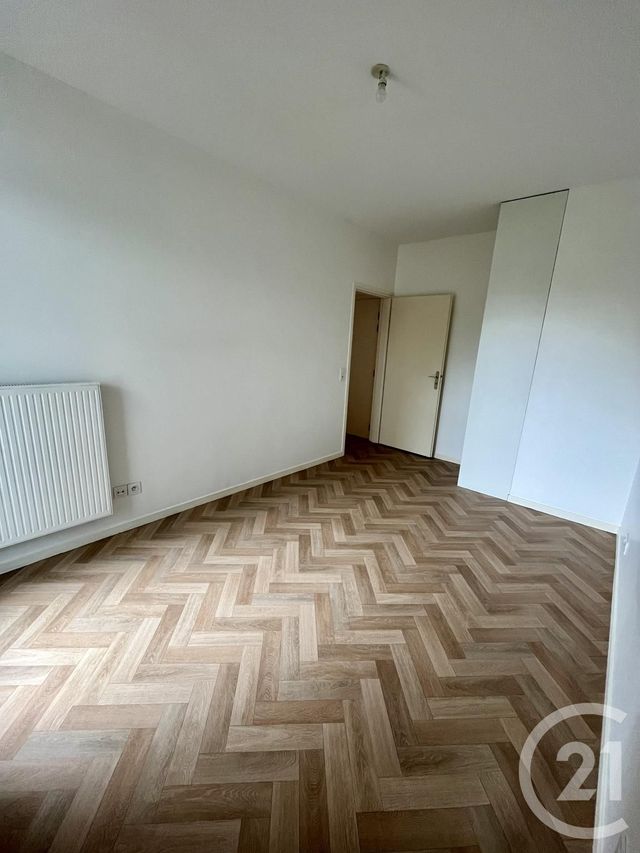 Appartement à louer - 2 pièces - 38.0 m2 - GENNEVILLIERS - 92 - ILE-DE-FRANCE - Century 21 Halesia Immobilier
