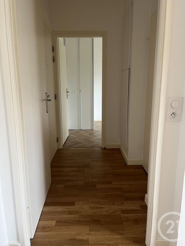 Appartement à louer - 2 pièces - 38.0 m2 - GENNEVILLIERS - 92 - ILE-DE-FRANCE - Century 21 Halesia Immobilier