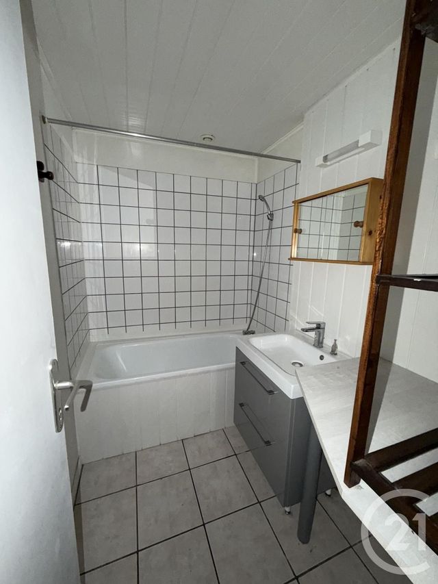 maison à louer - 2 pièces - 42.75 m2 - GENNEVILLIERS - 92 - ILE-DE-FRANCE - Century 21 Halesia Immobilier
