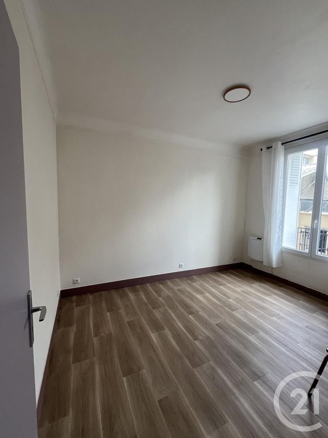 Appartement F1 à louer - 1 pièce - 19.95 m2 - GENNEVILLIERS - 92 - ILE-DE-FRANCE - Century 21 Halesia Immobilier