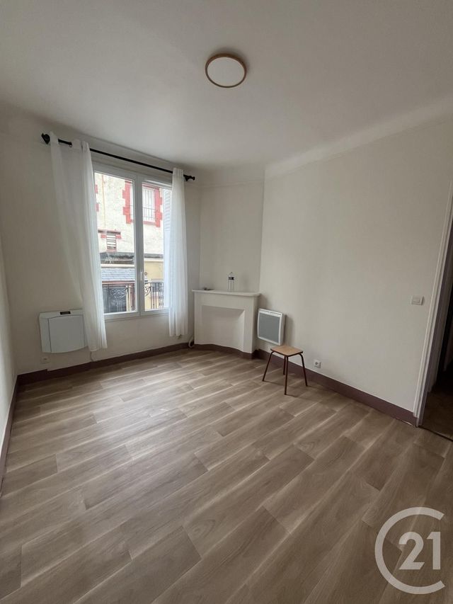 Appartement F1 à louer - 1 pièce - 19.95 m2 - GENNEVILLIERS - 92 - ILE-DE-FRANCE - Century 21 Halesia Immobilier