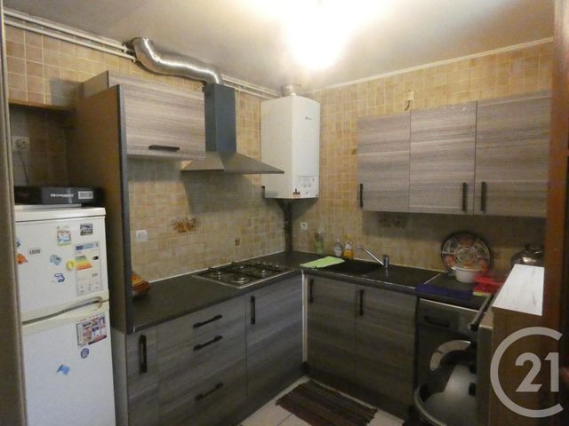 Appartement T3 à vendre - 3 pièces - 55.0 m2 - GENNEVILLIERS - 92 - ILE-DE-FRANCE - Century 21 Halesia Immobilier