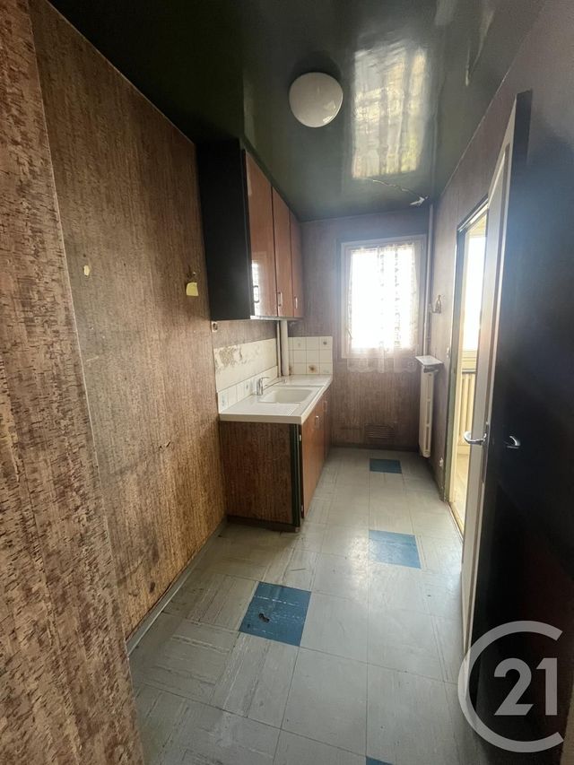 Appartement F2 à vendre - 2 pièces - 39.1 m2 - GENNEVILLIERS - 92 - ILE-DE-FRANCE - Century 21 Halesia Immobilier