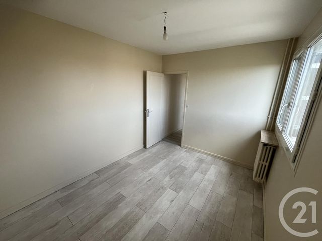 Appartement F2 à vendre - 2 pièces - 39.1 m2 - GENNEVILLIERS - 92 - ILE-DE-FRANCE - Century 21 Halesia Immobilier