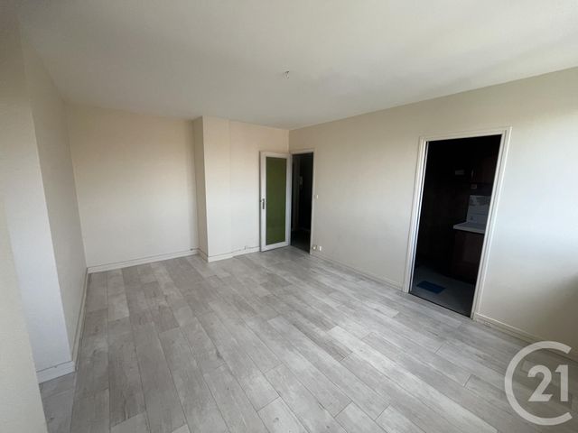 Appartement F2 à vendre - 2 pièces - 39.1 m2 - GENNEVILLIERS - 92 - ILE-DE-FRANCE - Century 21 Halesia Immobilier