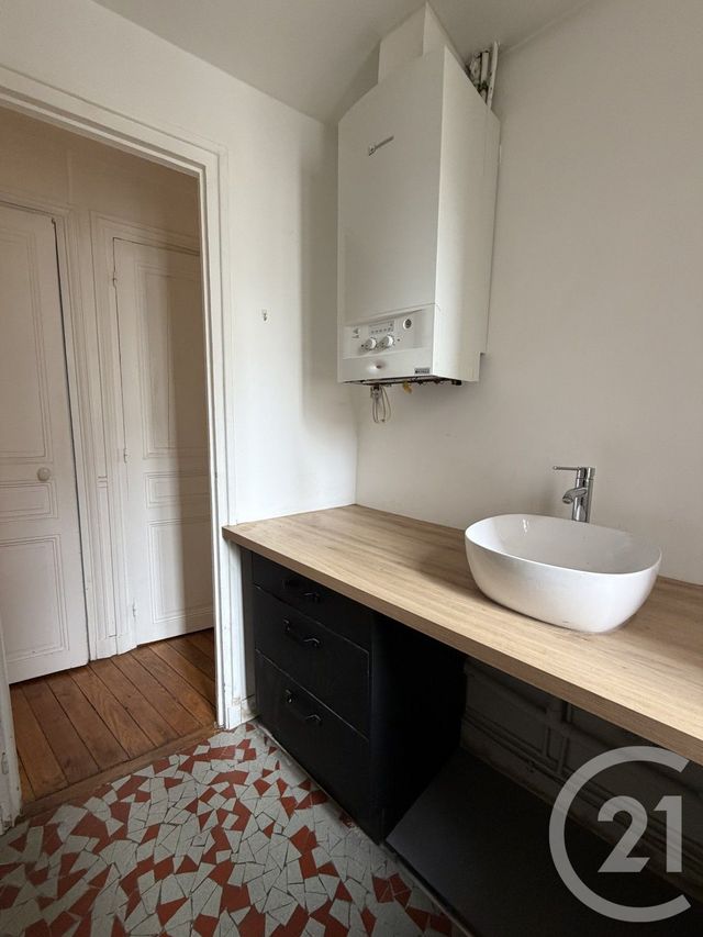 Appartement F3 à louer - 3 pièces - 72.4 m2 - ASNIERES SUR SEINE - 92 - ILE-DE-FRANCE - Century 21 Halesia Immobilier