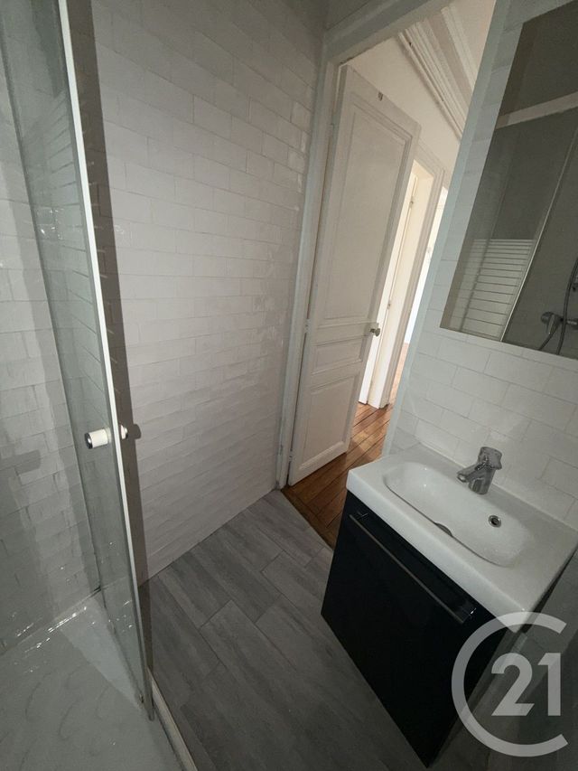 Appartement F3 à louer - 3 pièces - 72.4 m2 - ASNIERES SUR SEINE - 92 - ILE-DE-FRANCE - Century 21 Halesia Immobilier