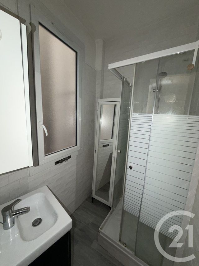 Appartement F3 à louer - 3 pièces - 72.4 m2 - ASNIERES SUR SEINE - 92 - ILE-DE-FRANCE - Century 21 Halesia Immobilier