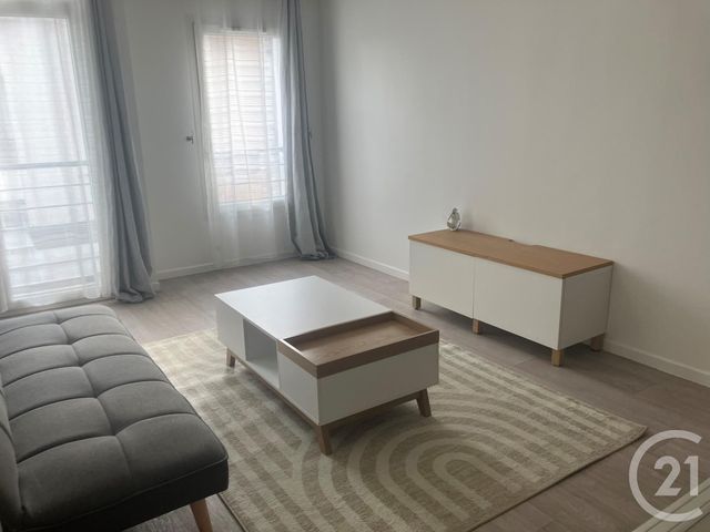 Appartement F2 à vendre - 2 pièces - 41.97 m2 - GENNEVILLIERS - 92 - ILE-DE-FRANCE - Century 21 Halesia Immobilier