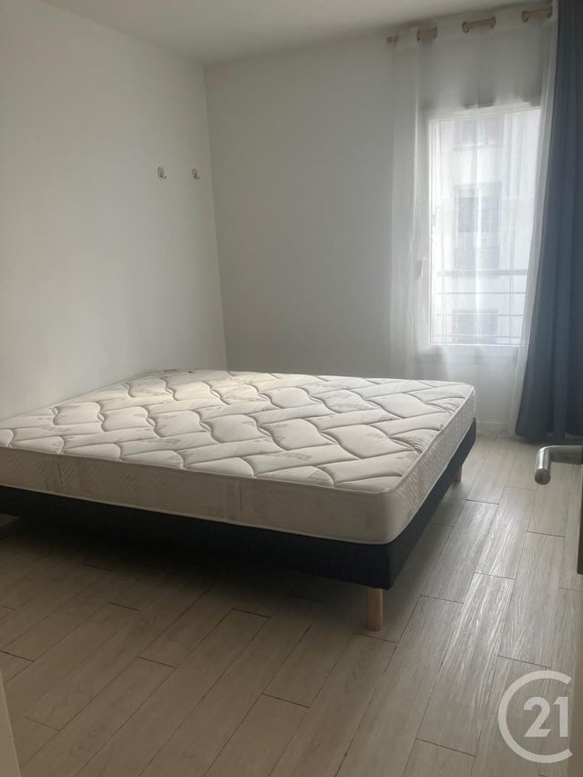 Appartement F2 à vendre - 2 pièces - 41.97 m2 - GENNEVILLIERS - 92 - ILE-DE-FRANCE - Century 21 Halesia Immobilier