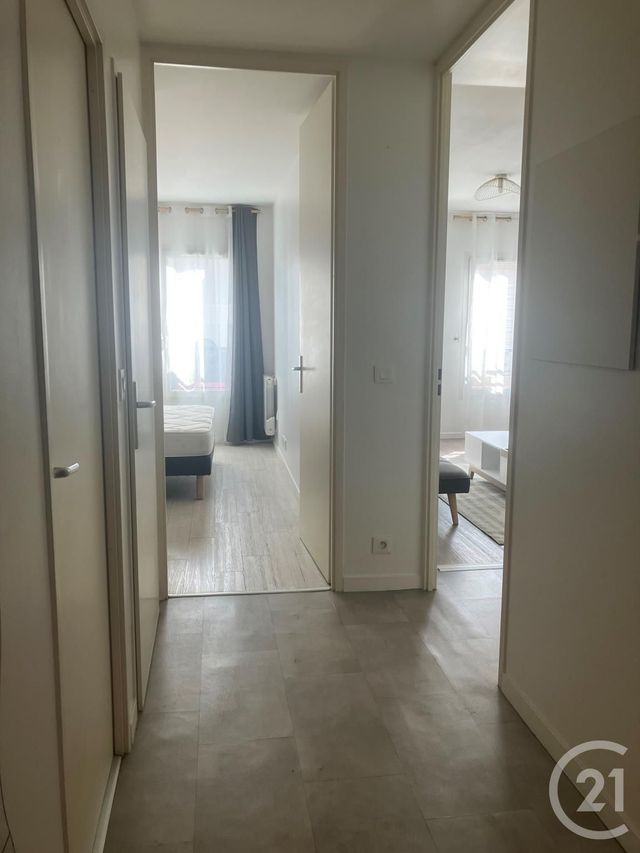 Appartement F2 à vendre - 2 pièces - 41.97 m2 - GENNEVILLIERS - 92 - ILE-DE-FRANCE - Century 21 Halesia Immobilier