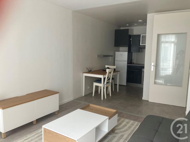 Appartement F2 à vendre - 2 pièces - 41.97 m2 - GENNEVILLIERS - 92 - ILE-DE-FRANCE - Century 21 Halesia Immobilier