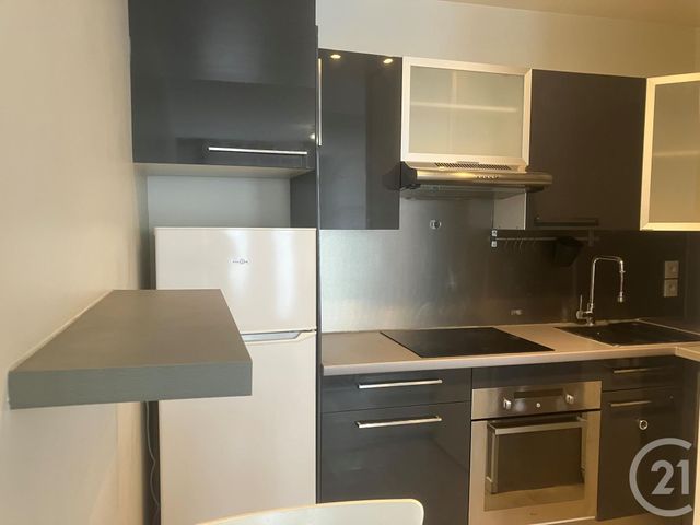 Appartement F2 à vendre - 2 pièces - 41.97 m2 - GENNEVILLIERS - 92 - ILE-DE-FRANCE - Century 21 Halesia Immobilier